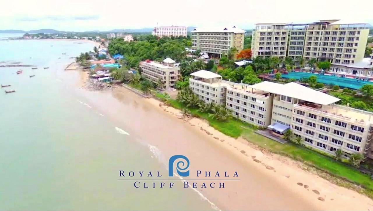 Royal Phala Cliff Beach Resort Ban Chang  Exterior photo