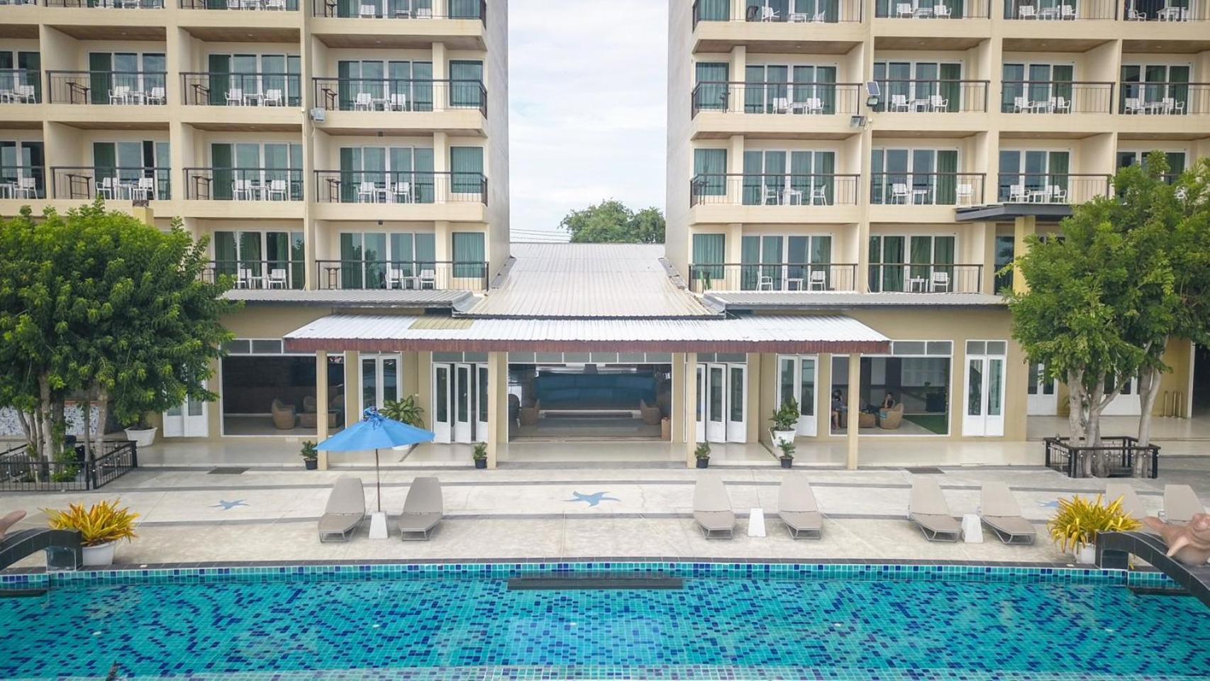 Royal Phala Cliff Beach Resort Ban Chang  Exterior photo