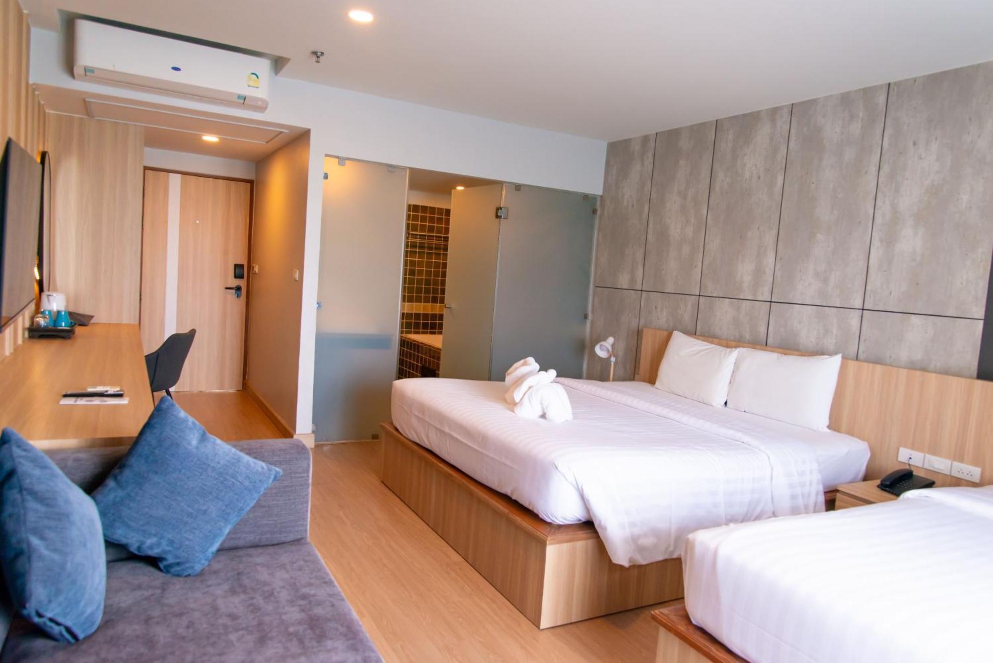 Royal Phala Cliff Beach Resort Ban Chang  Exterior photo