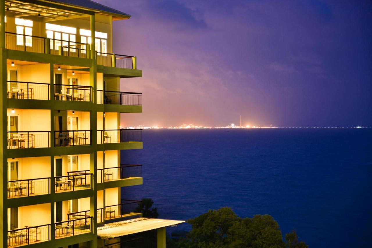 Royal Phala Cliff Beach Resort Ban Chang  Exterior photo
